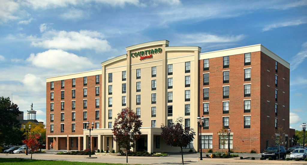 Hotel Courtyard Hamilton Extérieur photo